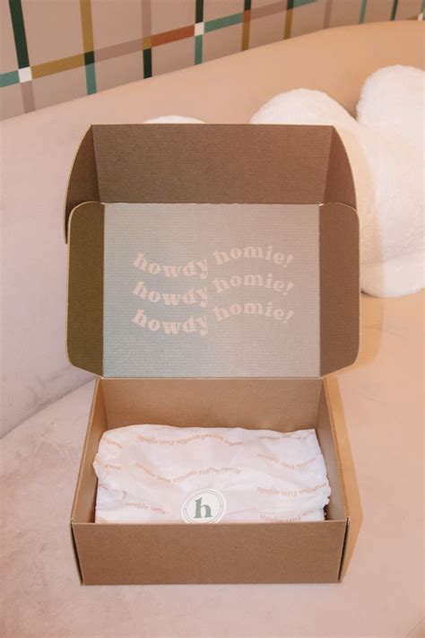 Discreet Packaging GIVENCHY